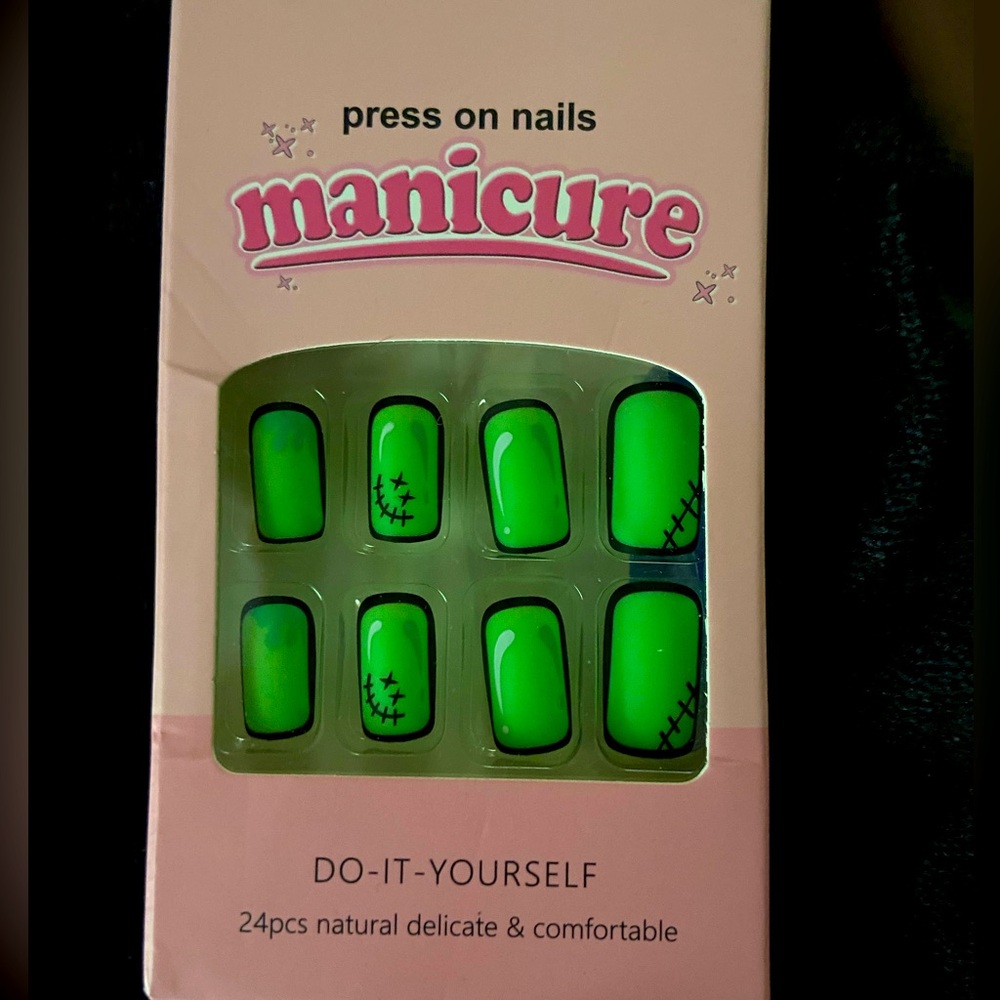 Manicure Press-On Nails - Neon Green Stitched Design